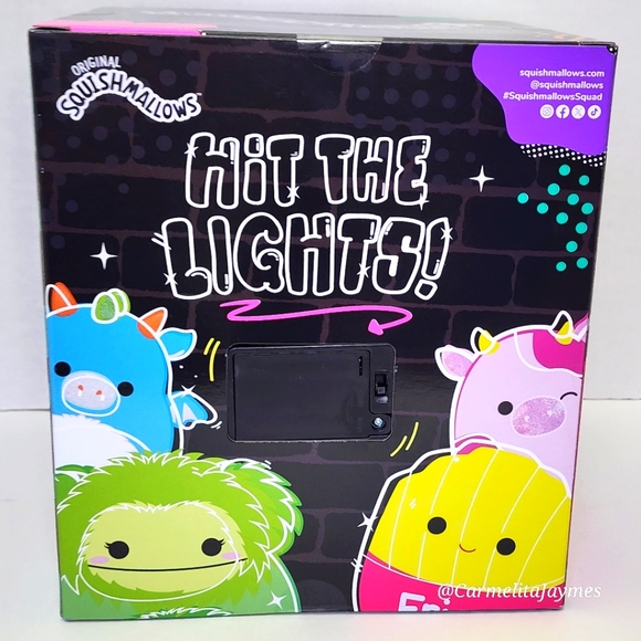 JOELLE💡🐾 SDCC Blacklight Green Bigfoot Collectors Box Set 1 in 500 w light NIB - Picture 5 of 10